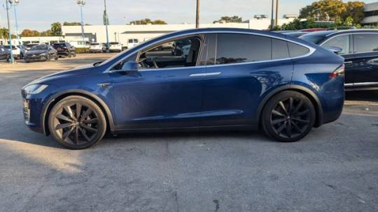 2018 Tesla Model X 5YJXCAE23JF138060