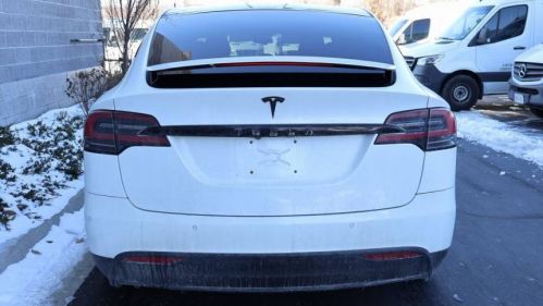 2016 Tesla Model X 5YJXCDE22GF026425