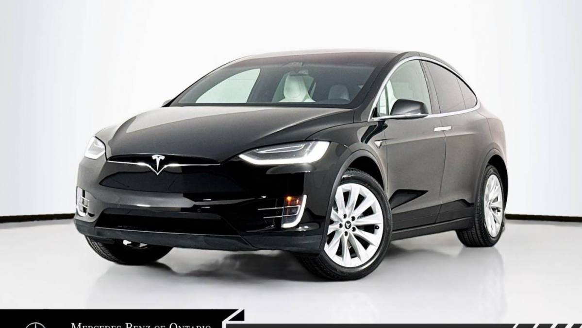 2017 Tesla Model X 5YJXCBE28HF066143