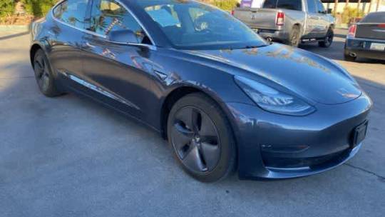 2018 Tesla Model 3 5YJ3E1EB9JF128478