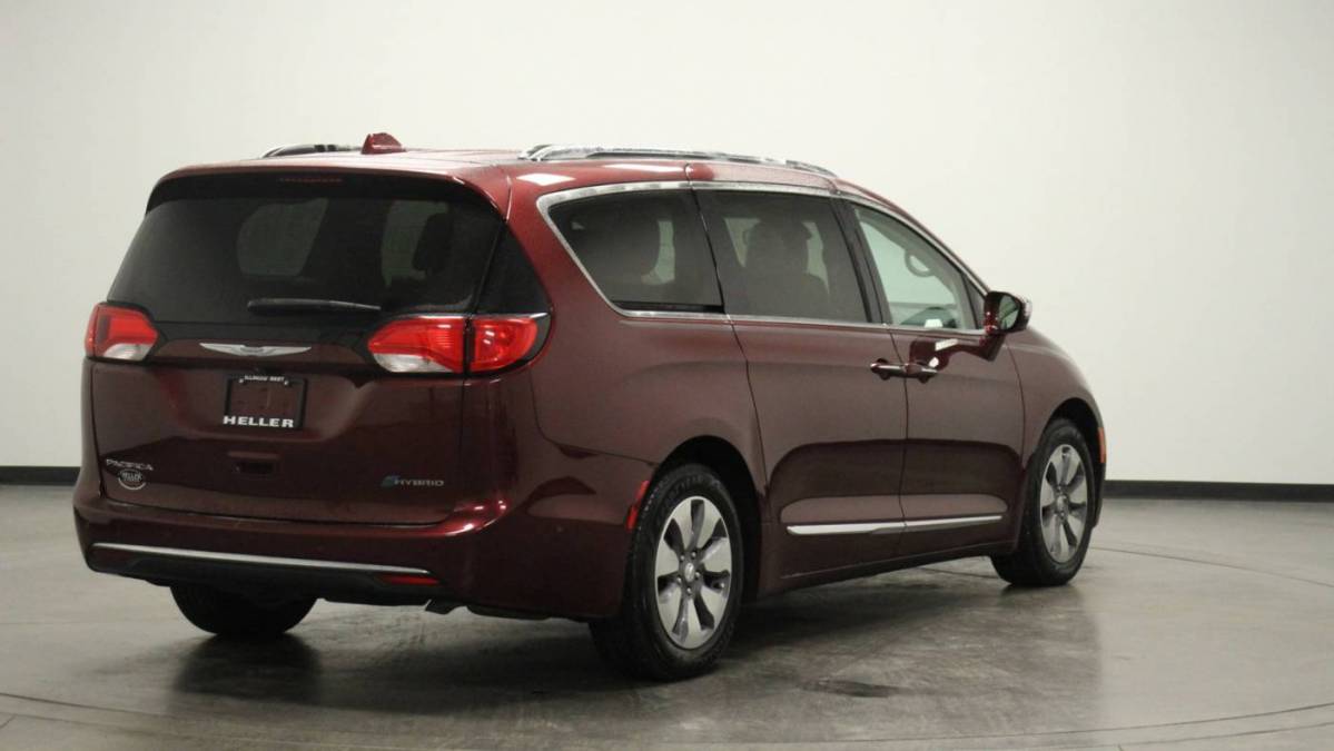 2018 Chrysler Pacifica 2C4RC1N76JR272991