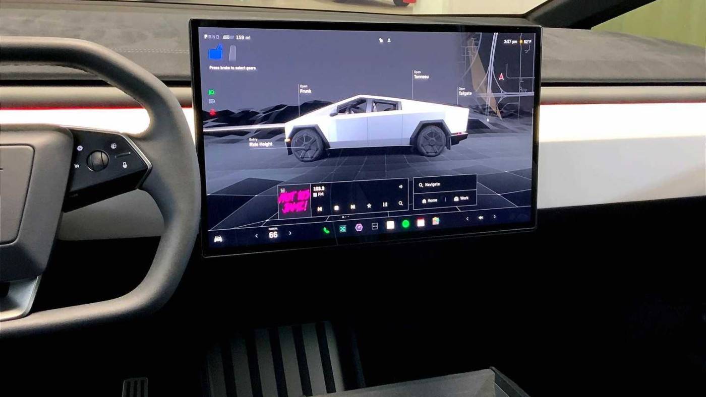 2024 Tesla Cybertruck 7G2CEHEE3RA018082