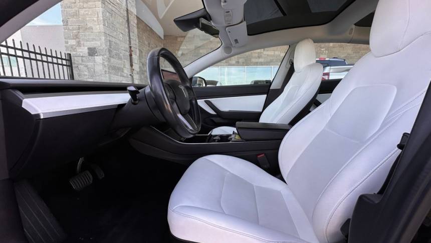 2019 Tesla Model 3 5YJ3E1EA2KF322603