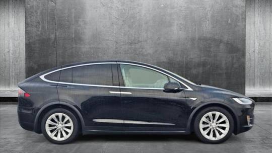 2016 Tesla Model X 5YJXCAE2XGF004025