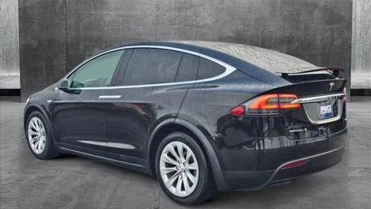 2016 Tesla Model X 5YJXCAE2XGF004025