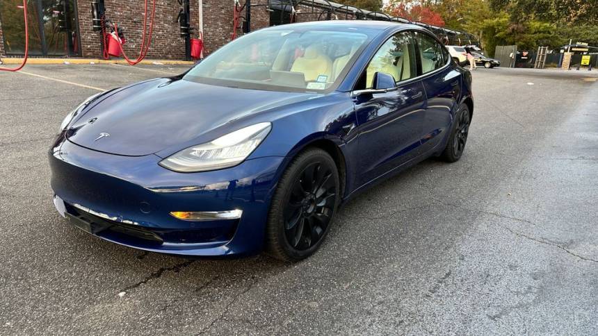 2018 Tesla Model 3 5YJ3E1EBXJF099881