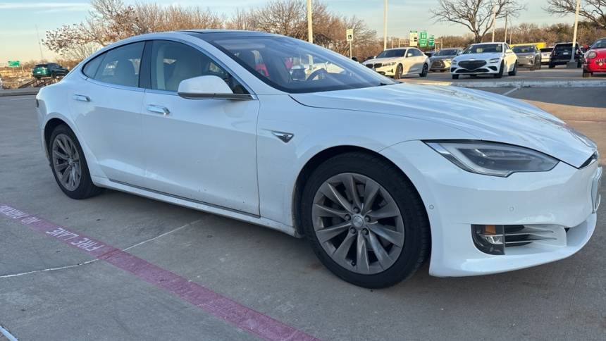 2016 Tesla Model S 5YJSA1E16GF140286