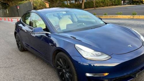 2018 Tesla Model 3 5YJ3E1EBXJF099881