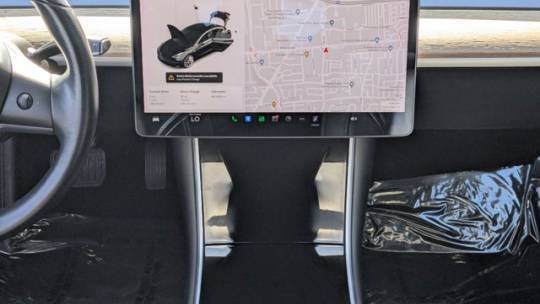 2018 Tesla Model 3 5YJ3E1EA8JF052789