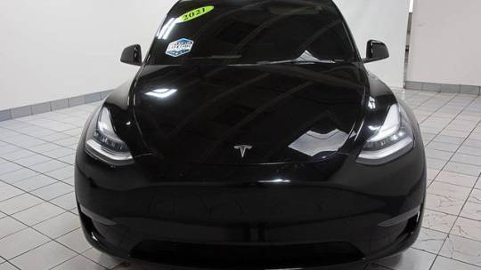 2021 Tesla Model Y 5YJYGDED2MF124313