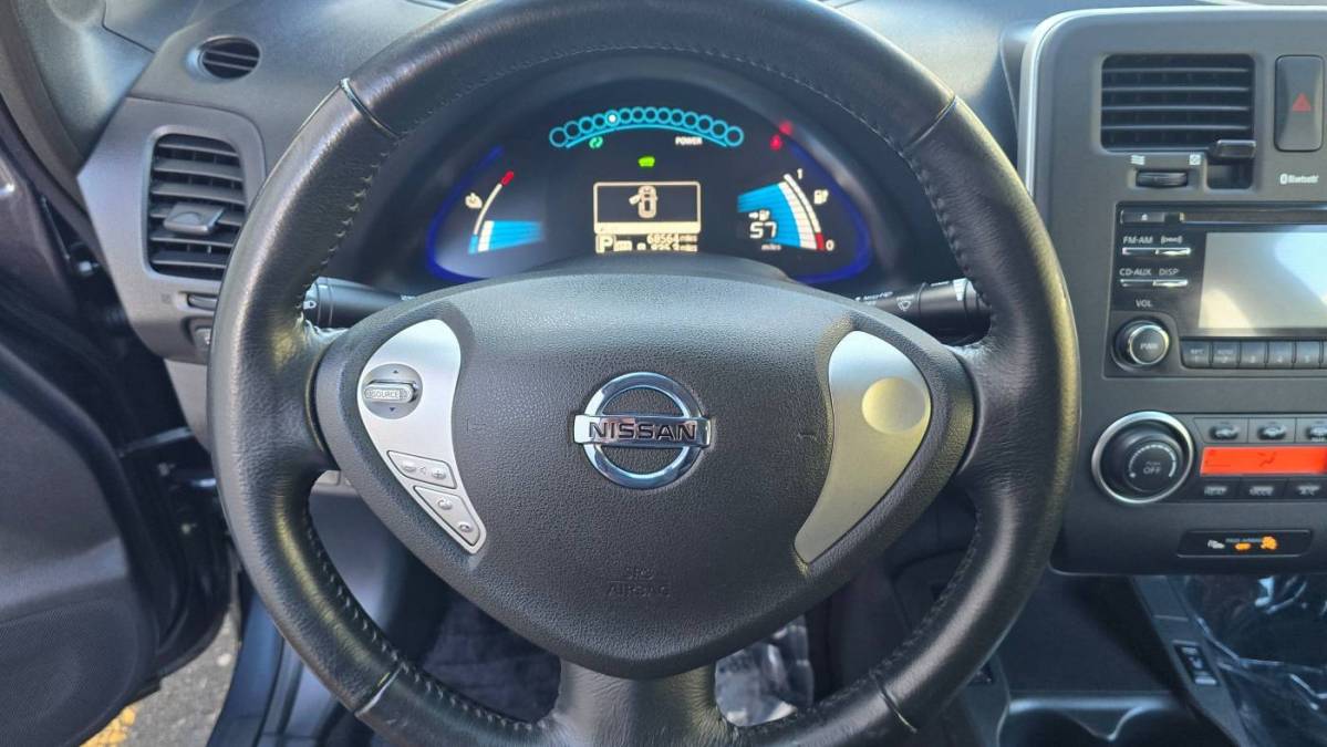 2013 Nissan LEAF 1N4AZ0CP5DC418499