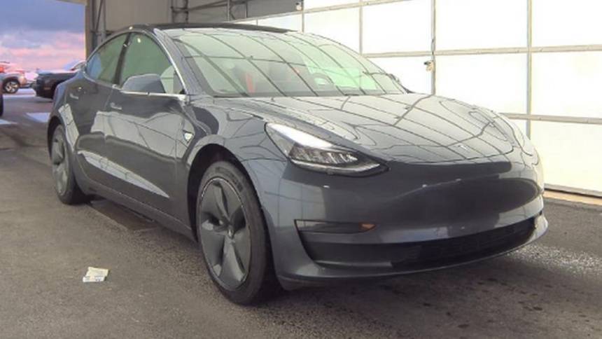 2019 Tesla Model 3 5YJ3E1EA0KF435708