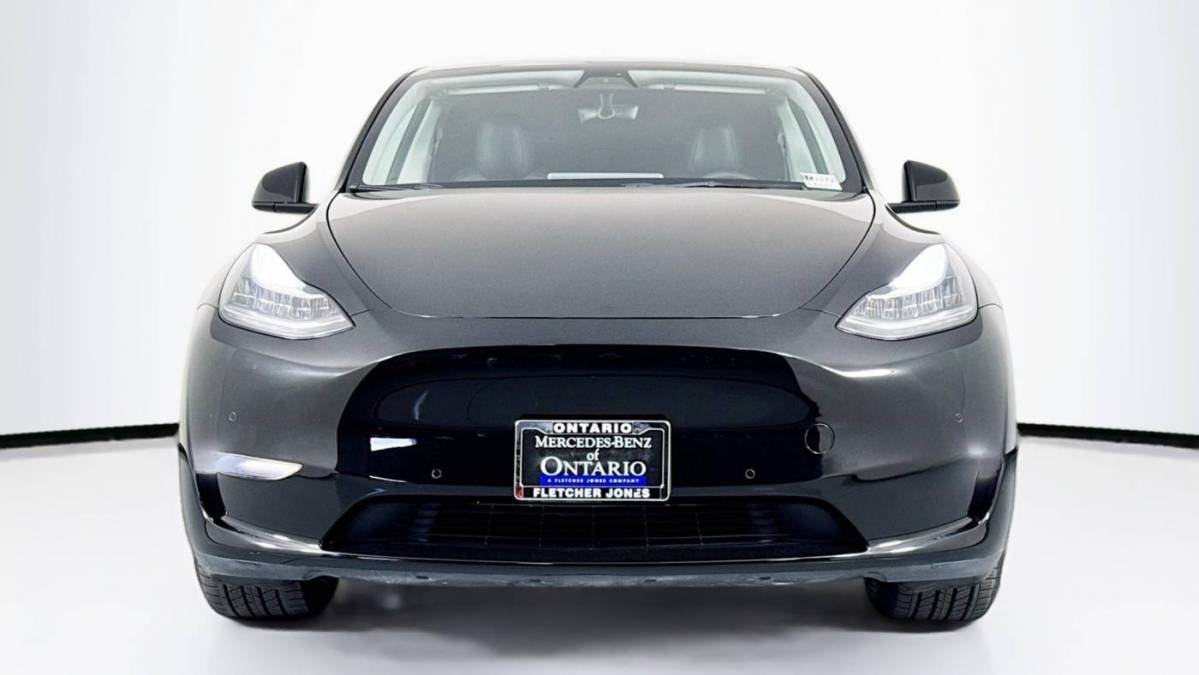 2021 Tesla Model Y 5YJYGAEE7MF271394