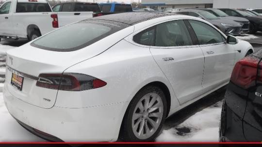 2017 Tesla Model S 5YJSA1E28HF197339