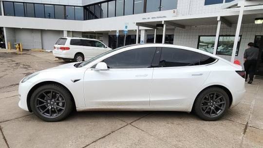 2018 Tesla Model 3 5YJ3E1EA2JF038872