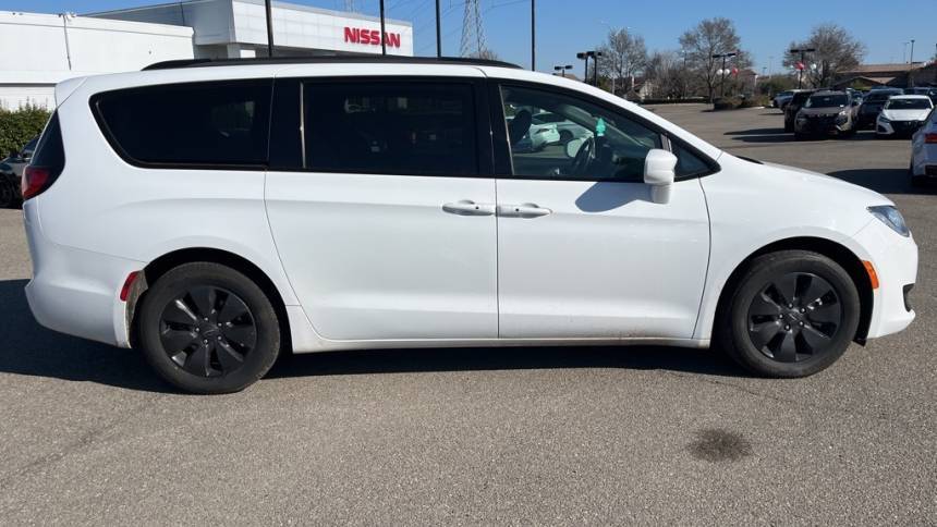 2019 Chrysler Pacifica 2C4RC1L77KR551189