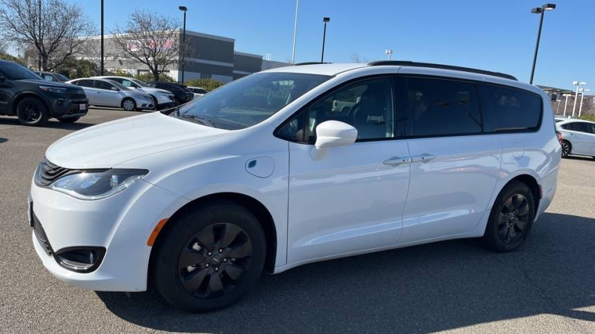 2019 Chrysler Pacifica 2C4RC1L77KR551189