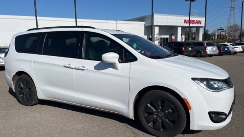 2019 Chrysler Pacifica 2C4RC1L77KR551189