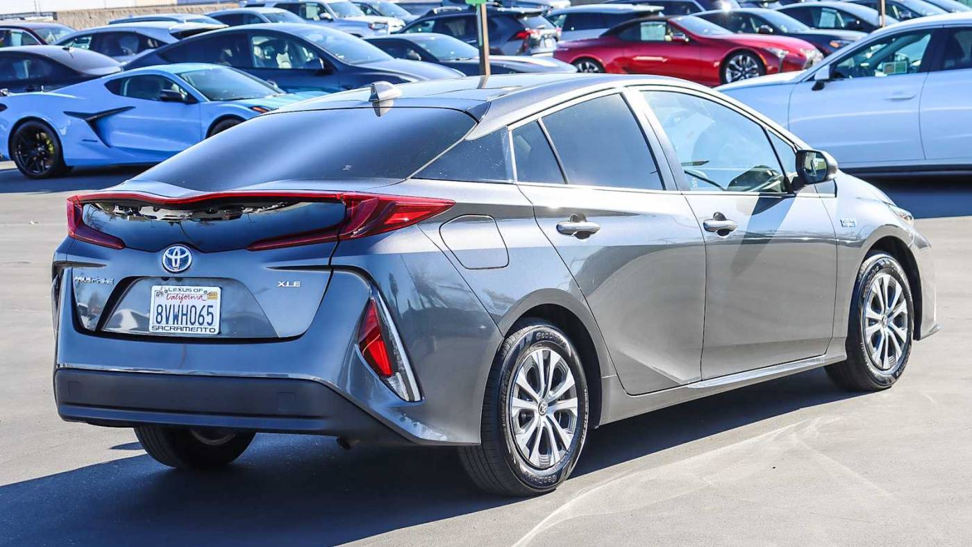 2021 Toyota Prius Prime JTDKAMFP1M3189098