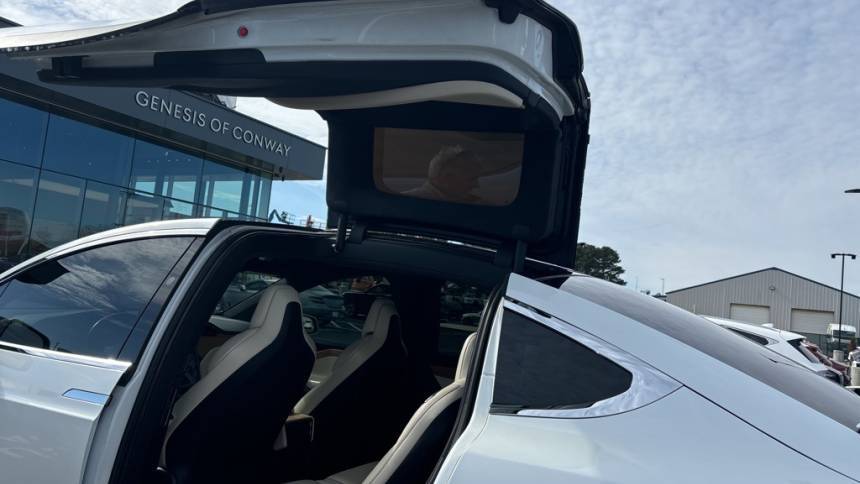 2019 Tesla Model X 5YJXCDE20KF193830