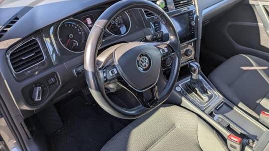 2019 Volkswagen e-Golf WVWKR7AU1KW917733