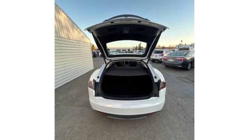 2014 Tesla Model S 5YJSA1S19EFP30628