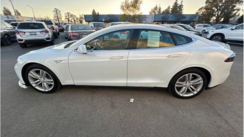 2014 Tesla Model S 5YJSA1S19EFP30628