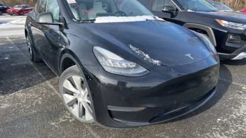 2021 Tesla Model Y 5YJYGDEEXMF070400