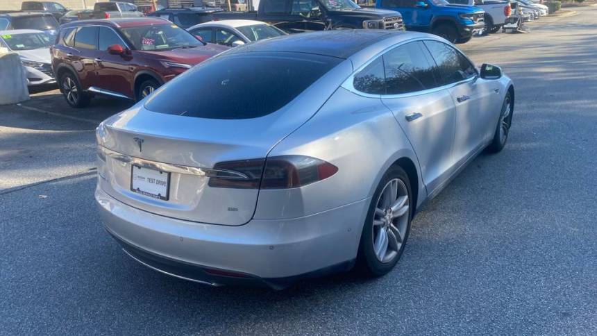 2015 Tesla Model S 5YJSA1H19FF081471