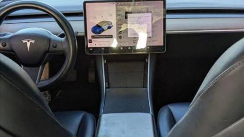 2019 Tesla Model 3 5YJ3E1EA1KF436060