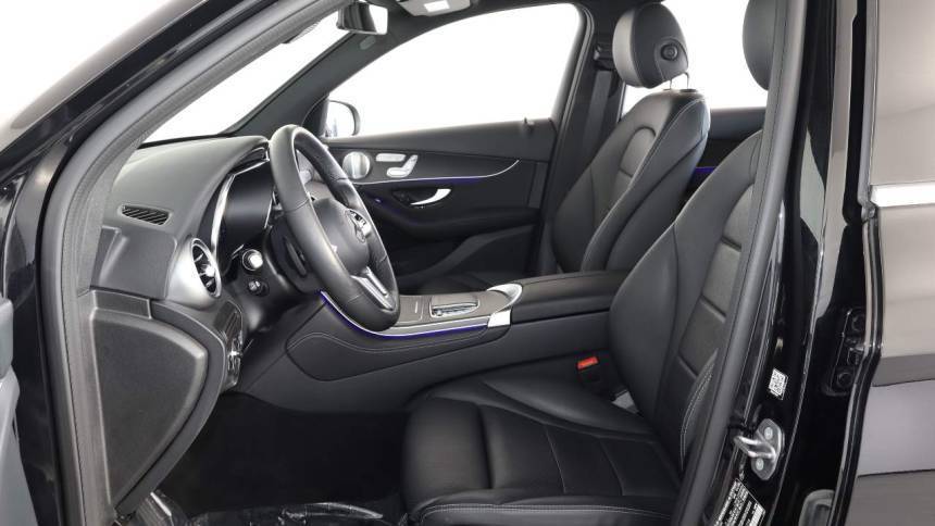 2020 Mercedes GLC 350e 4MATIC - Images - 14