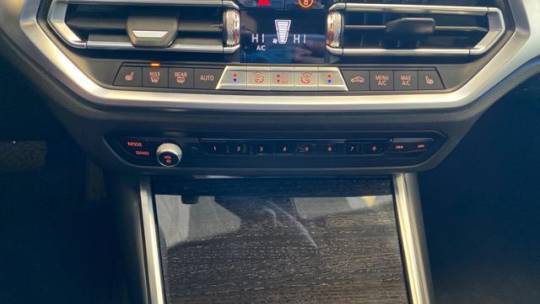 2021 BMW 3 Series - Images - 26