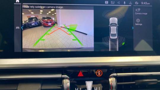 2021 BMW 3 Series - Images - 27