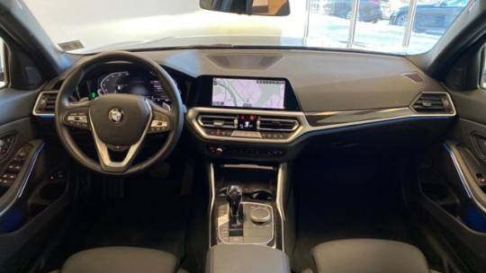 2021 BMW 3 Series - Images - 31