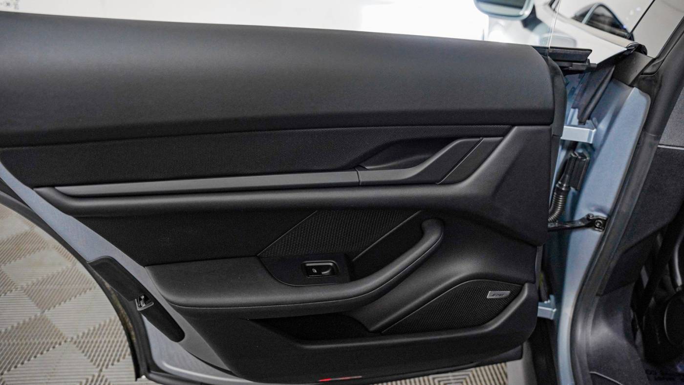 2021 Porsche Taycan WP0AA2Y17MSA14825