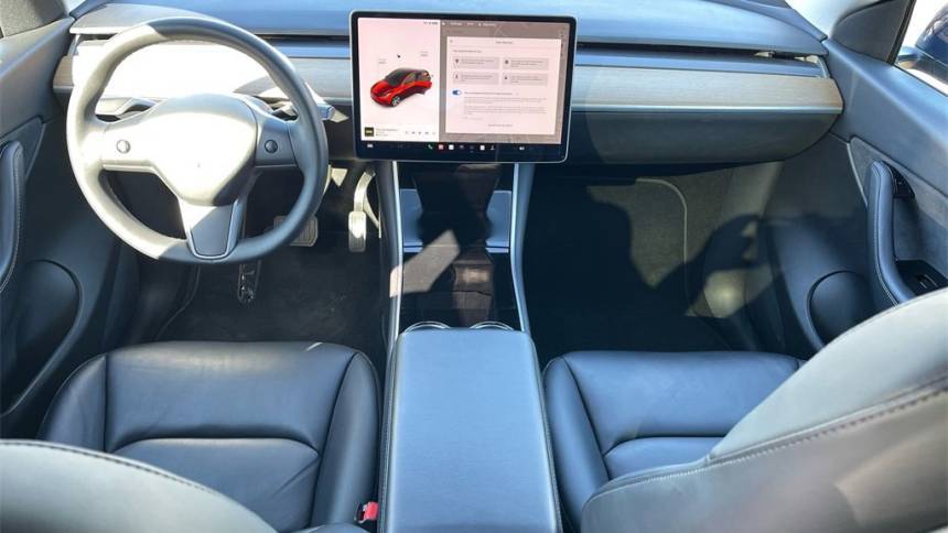 2020 Tesla Model Y 5YJYGDEFXLF018594