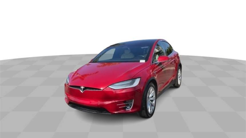 2019 Tesla Model X 5YJXCDE24KF211536