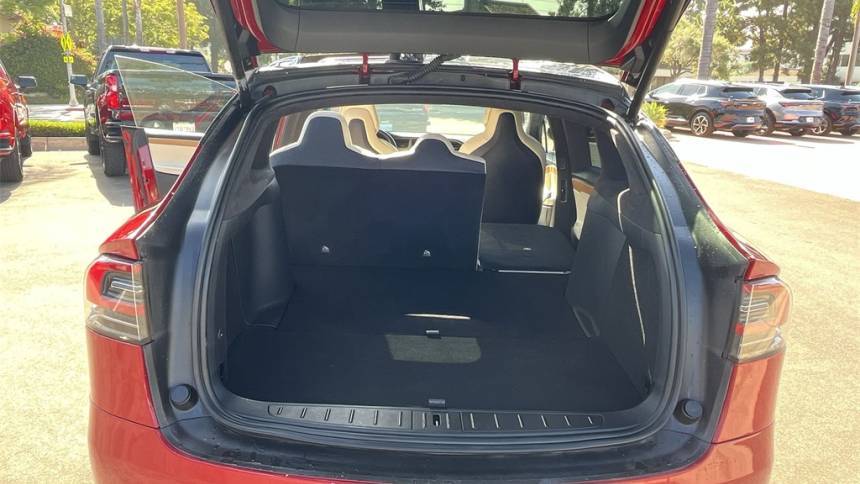 2019 Tesla Model X 5YJXCDE24KF211536