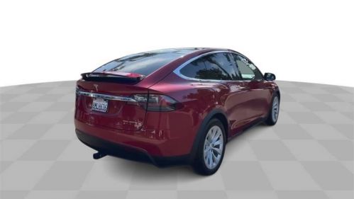 2019 Tesla Model X 5YJXCDE24KF211536