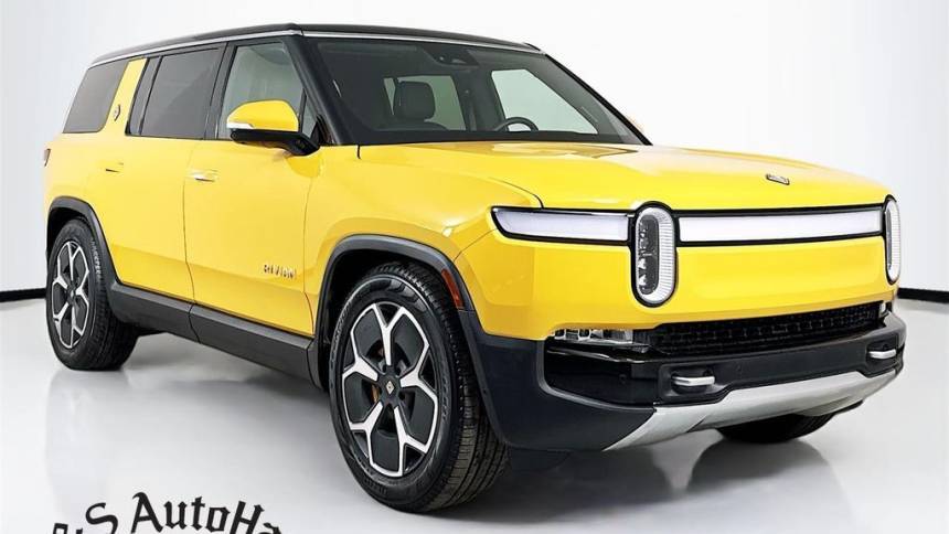 2023 Rivian R1S 7PDSGABA1PN028279