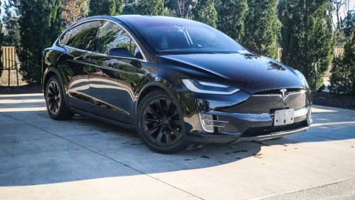 2016 Tesla Model X 5YJXCBE2XGF018805