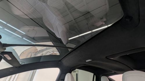 2019 Tesla Model X 5YJXCBE40KF144889