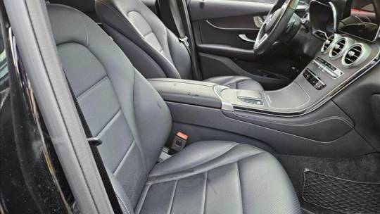 2020 Mercedes GLC 350e 4MATIC - Images - 19