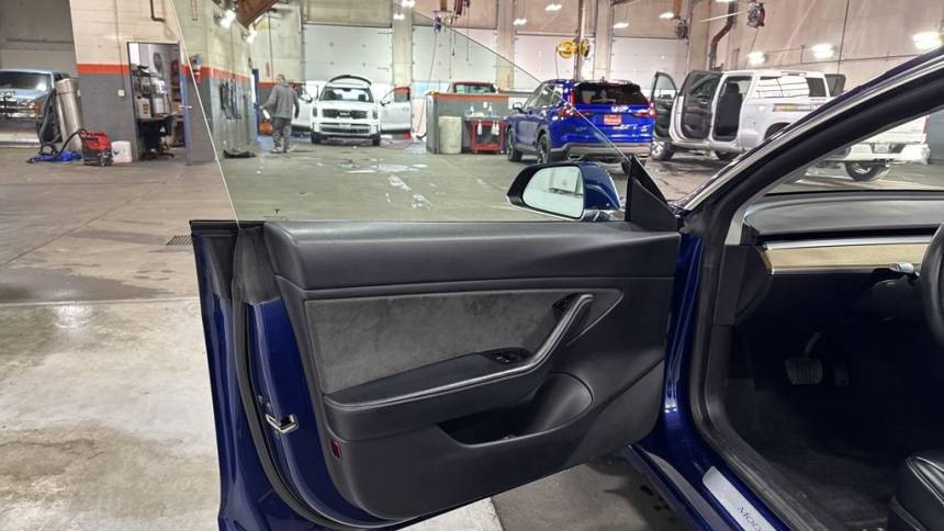 2019 Tesla Model 3 5YJ3E1EBXKF433893