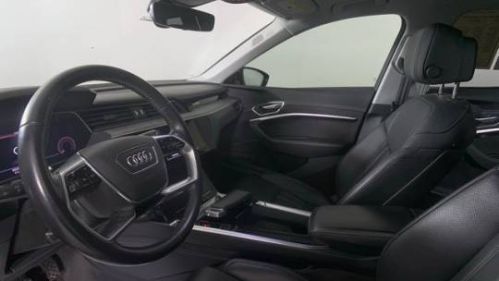 2021 Audi e-tron WA1VAAGE3MB014389