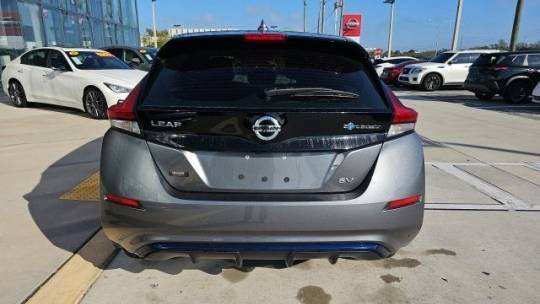 2022 Nissan LEAF 1N4AZ1CV3NC561330