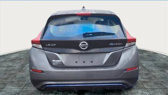 2022 Nissan LEAF 1N4AZ1BV1NC560761