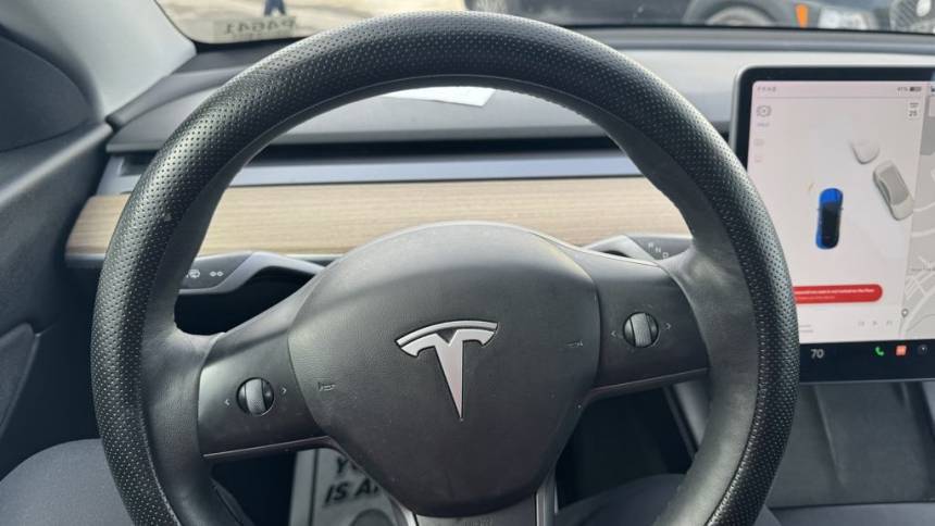 2021 Tesla Model Y 5YJYGAEE3MF285213