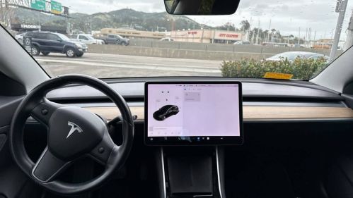 2019 Tesla Model 3 5YJ3E1EBXKF364543