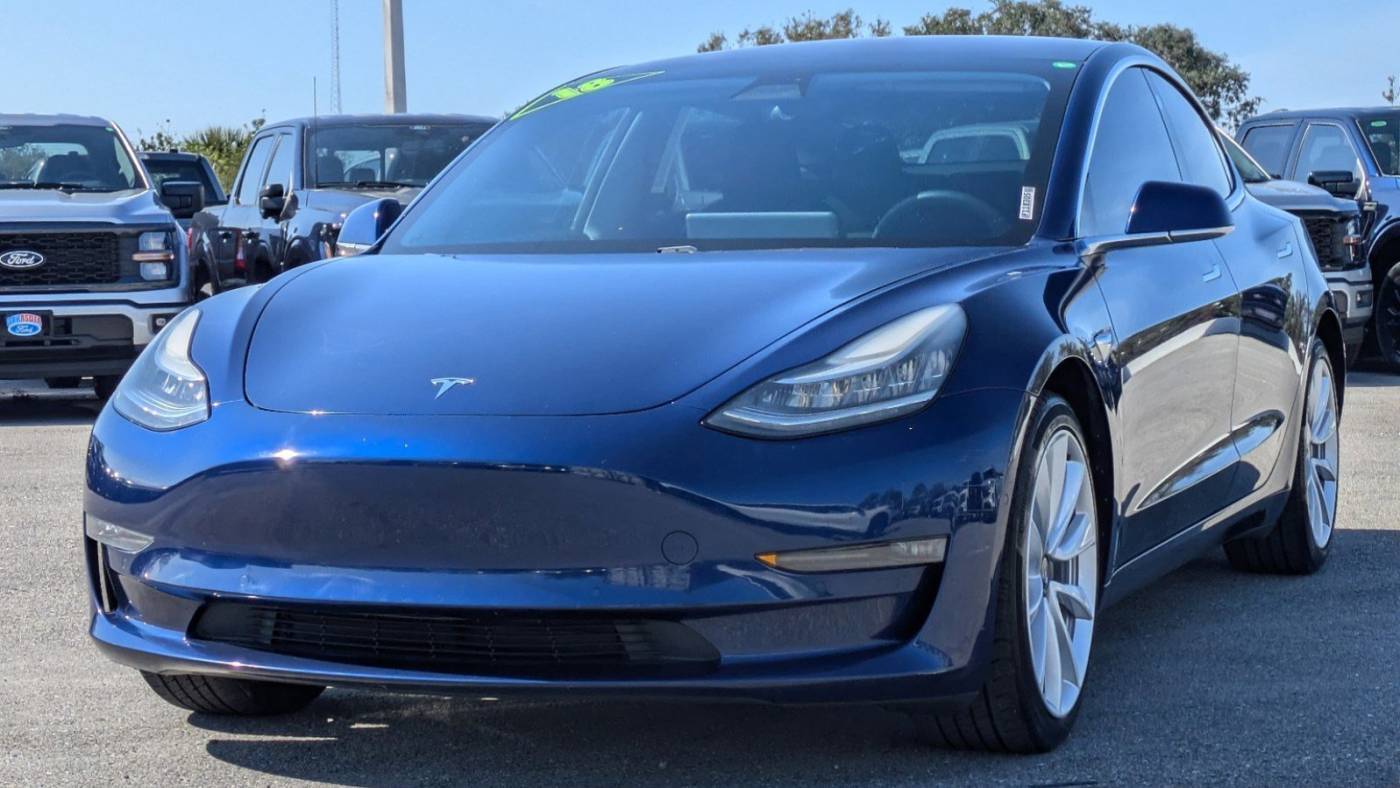 2018 Tesla Model 3 5YJ3E1EA6JF118305